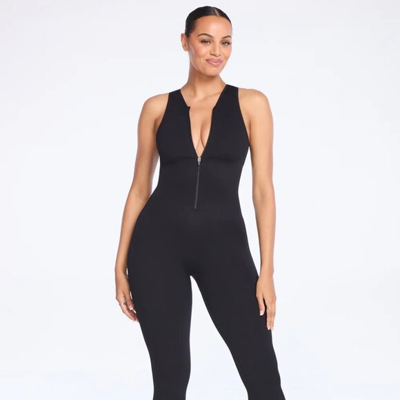 Shes's Waisted Snatched Knit Front Zip Jumpsuit - Picture 6 of 7